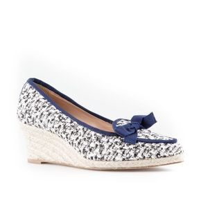 Gently worn Oscar de la Renta wedge sz 38